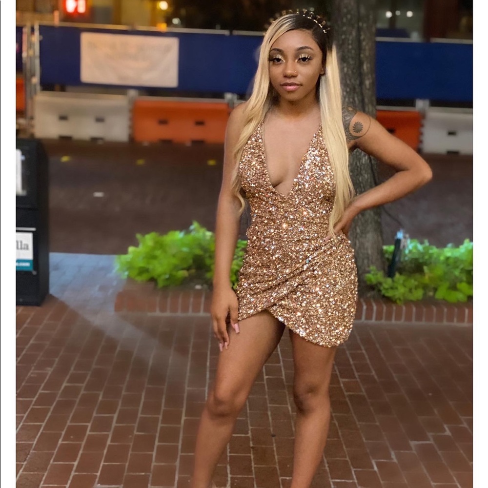 Sparkly gold dress